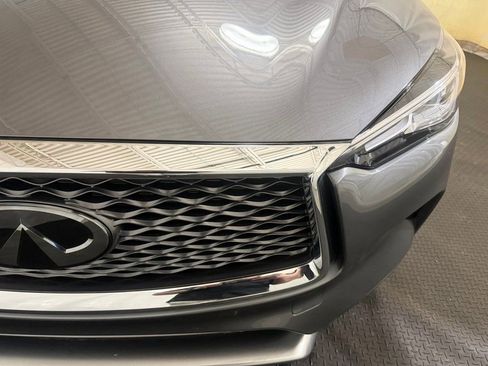 Used 2021 INFINITI QX50 Essential w/ Convenience Package image 5