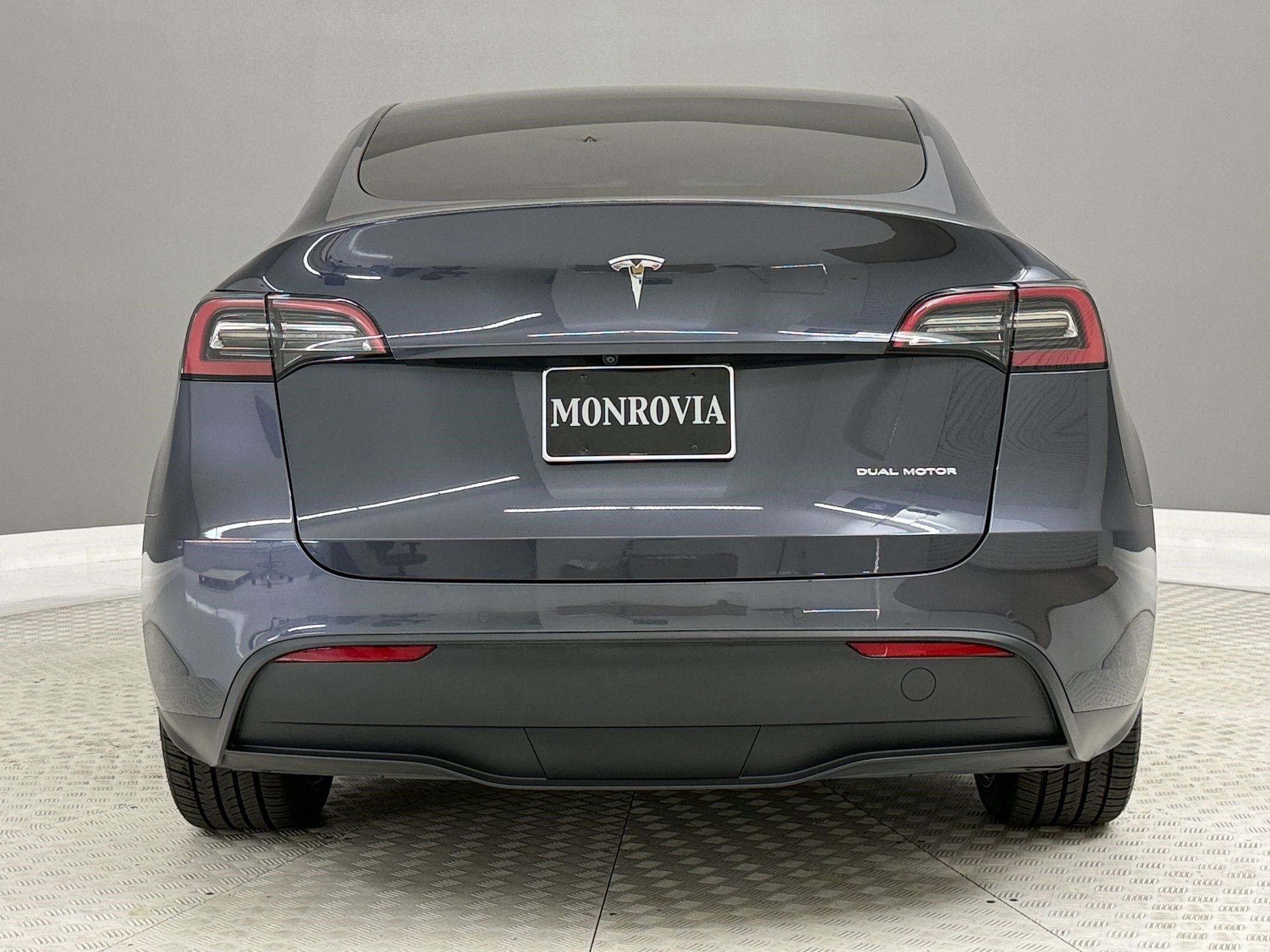 Used 2021 Tesla Model Y Long Range AWD/4WD image 10