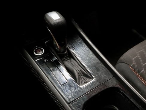 Certified 2023 Nissan Kicks SR image 30