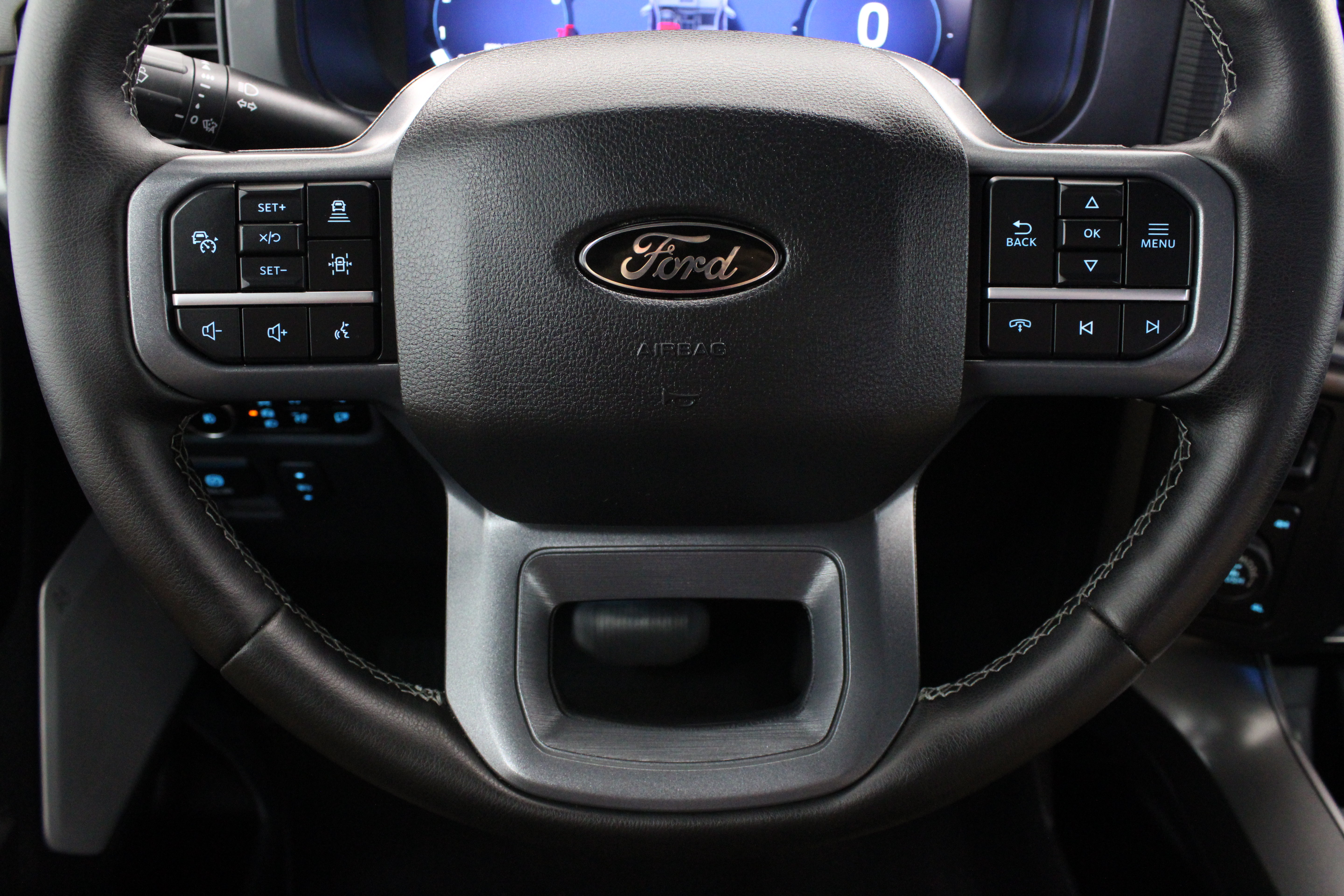 Used 2025 Ford F150 Lariat w/ Equipment Group 502A High AWD/4WD image 28