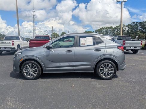 Used 2022 Buick Encore GX Select w/ Sport Touring Package image 6