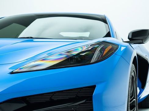 Used 2023 Chevrolet Corvette Z06 image 11