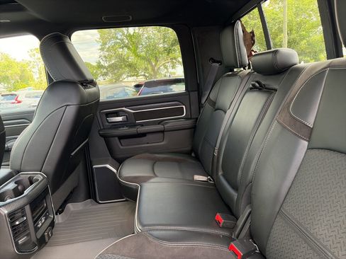 Used 2024 RAM 2500 Laramie w/ Sport Appearance Package image 9