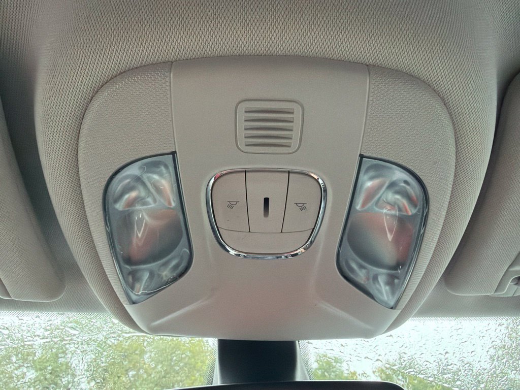 Used 2021 Jeep Compass Latitude FWD image 37