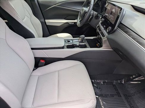 Used 2025 Lexus RX 350 Premium FWD image 20