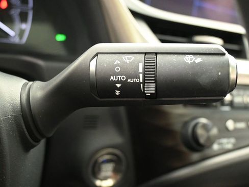 Used 2019 Lexus ES 350 FWD image 16