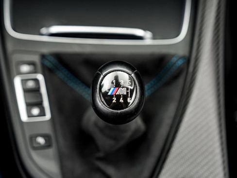 Used 2021 BMW M2 Competition RWD image 22