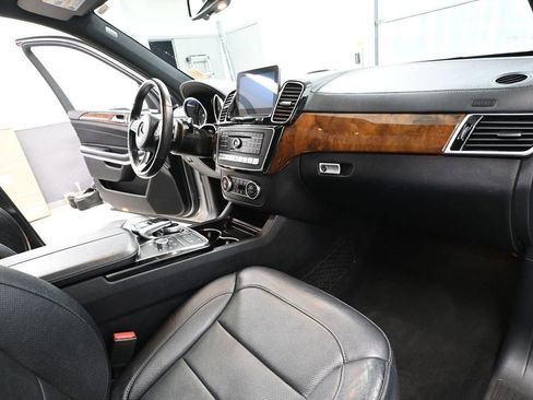 Used 2017 Mercedes-Benz GLS 550 4MATIC image 52