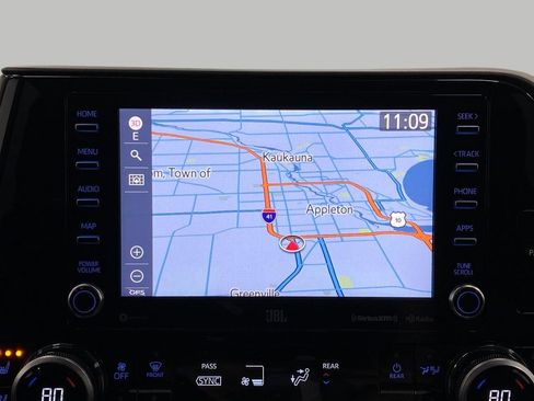 Used 2021 Toyota Highlander Limited image 26