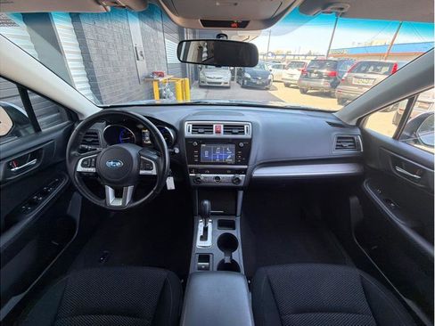 Used 2016 Subaru Outback 2.5i Premium image 13