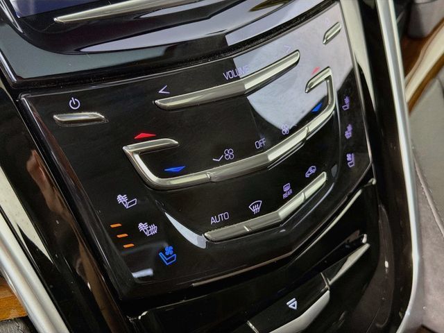 Used 2020 Cadillac Escalade Premium Luxury w/ Escalade Sport Edition AWD/4WD image 16