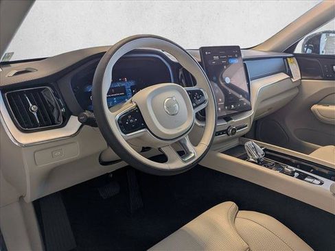 New 2026 Volvo XC60 B5 Ultra w/ Climate Package AWD/4WD image 3