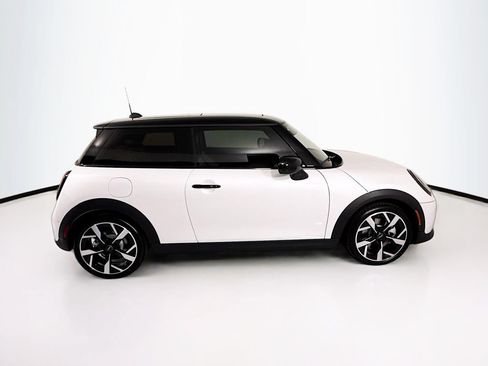 New 2026 MINI Cooper 2-Door Hardtop FWD image 4