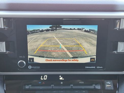 Used 2024 Toyota Tundra SR5 AWD/4WD image 17