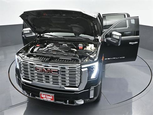 Used 2025 GMC Sierra 2500 Denali w/ Denali Reserve Package AWD/4WD image 45