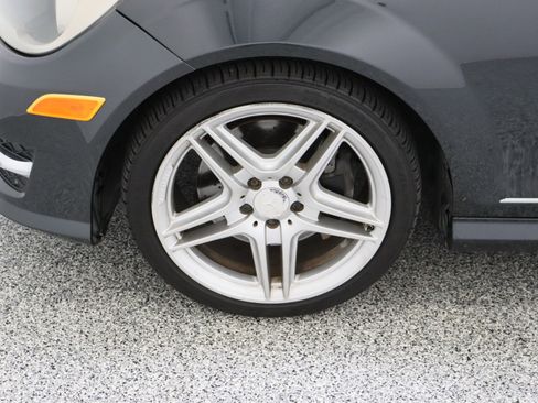 Used 2014 Mercedes-Benz C 350 Sport image 11