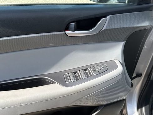 Used 2025 Hyundai Palisade SEL FWD image 11