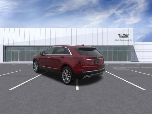 Certified 2024 Cadillac XT5 Premium Luxury AWD/4WD image 4