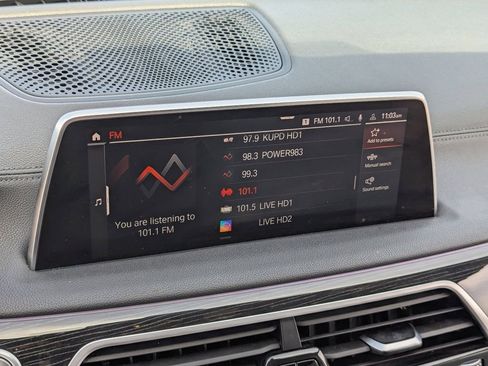 Used 2021 BMW 740i w/ M Sport Package RWD image 27