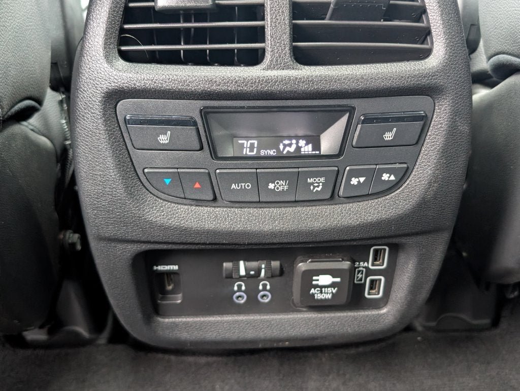 Used 2019 Honda Pilot Touring image 29