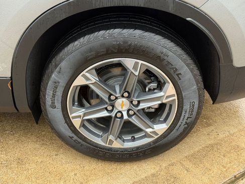 Used 2025 Chevrolet Blazer LT image 30