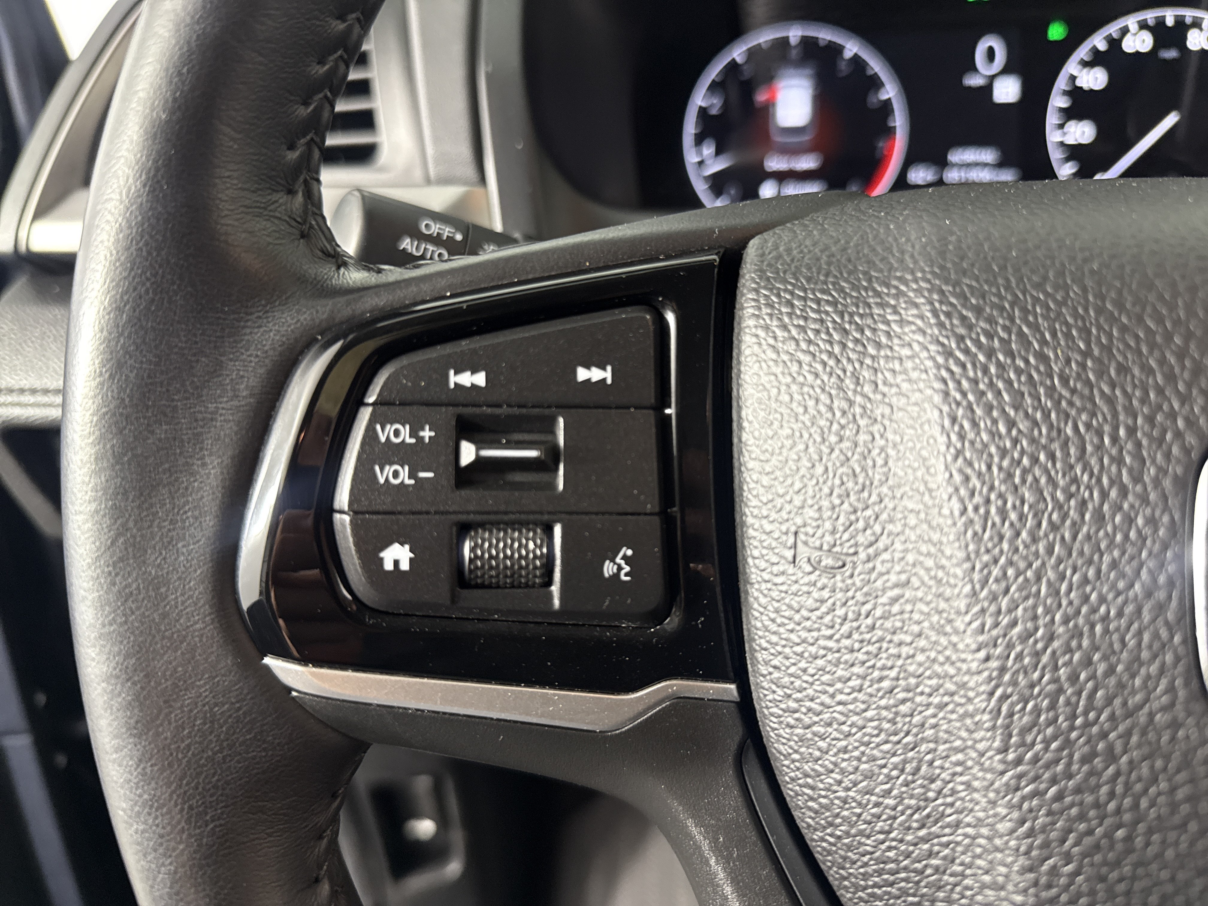 Used 2025 Honda Odyssey EX-L image 26