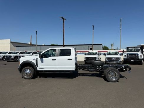 New 2026 Ford F550 4x4 Crew Cab image 4