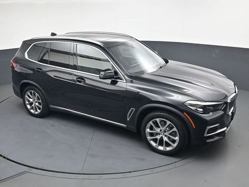 Used 2022 BMW X5 xDrive40i w/ Premium Package AWD/4WD image 21