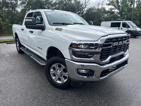 Used 2026 RAM 2500 Big Horn AWD/4WD image 5