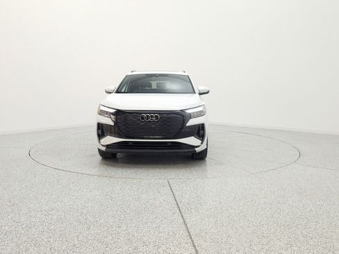 Used 2023 Audi Q4 e-tron Premium w/ Convenience Package AWD/4WD image 2