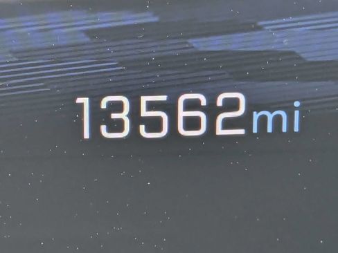 Used 2025 Chevrolet Equinox LT image 32