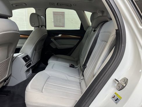 Used 2021 Audi Q5 2.0T Premium Plus image 17
