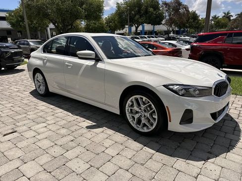 Used 2025 BMW 330i Sedan RWD image 16