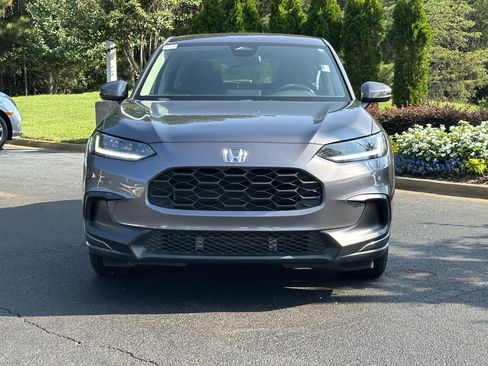 Used 2023 Honda HR-V LX image 3