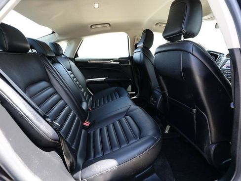 Certified 2020 Ford Fusion SEL FWD image 22