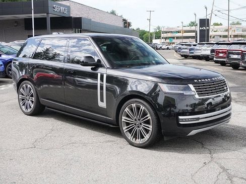 Used 2024 Land Rover Range Rover Long Wheelbase Autobiography image 92