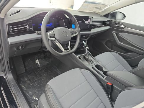 New 2026 Volkswagen Jetta SE image 15