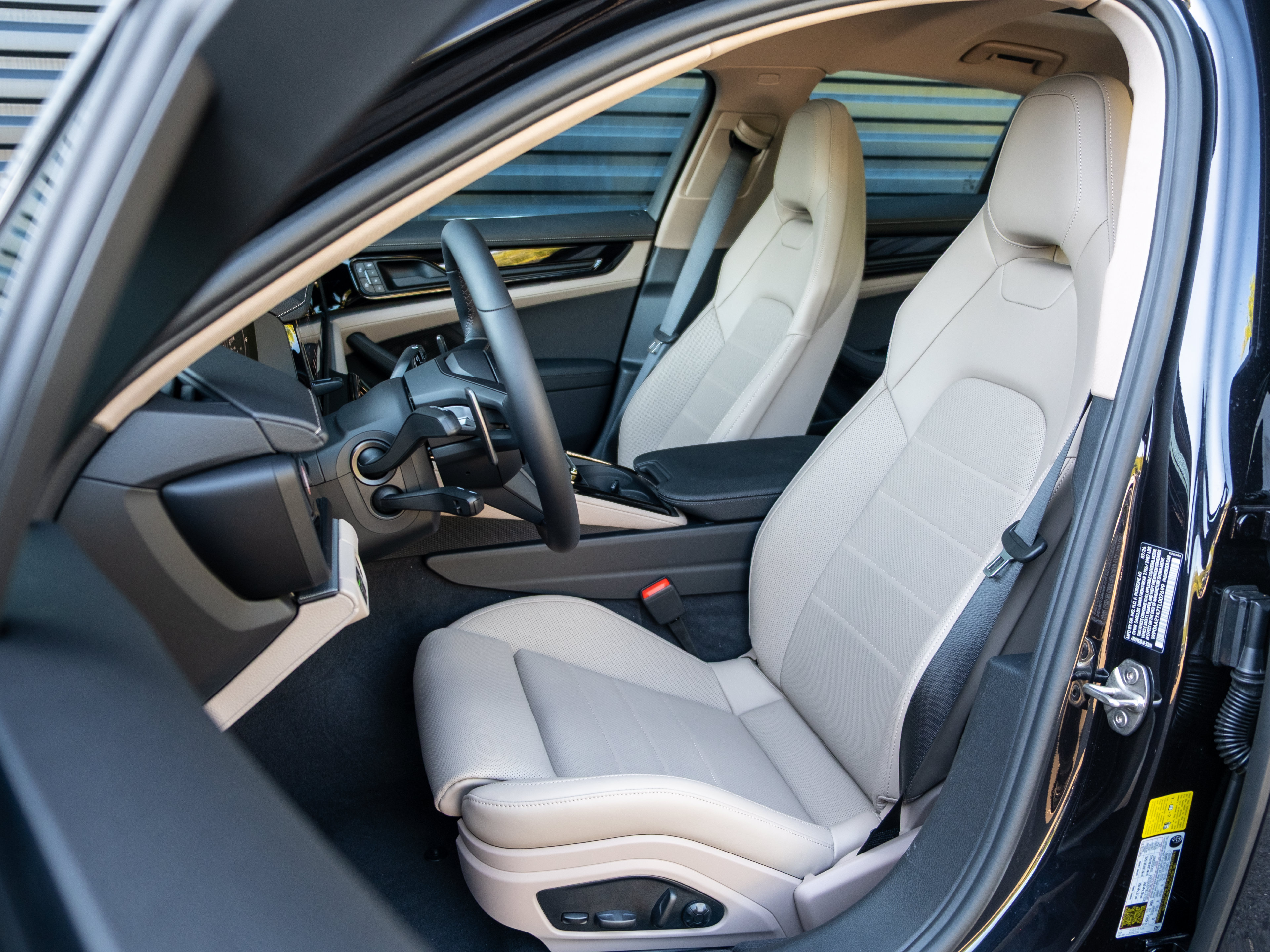 New 2026 Porsche Panamera 4 AWD/4WD image 5