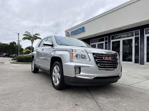 Used 2016 GMC Terrain SLT w/ Open Road Package image 31