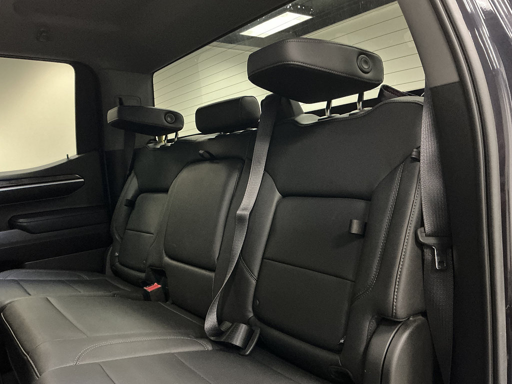 Used 2022 Chevrolet Silverado 1500 LTZ RWD image 25