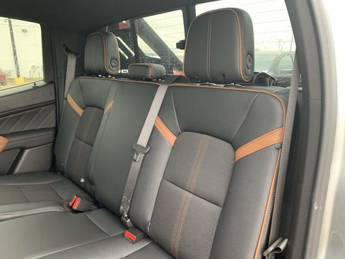 New 2025 GMC Canyon AT4 w/ Nightfall Edition image 37