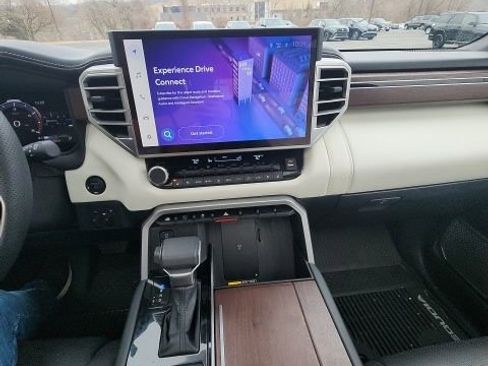 Used 2025 Toyota Sequoia Capstone image 14