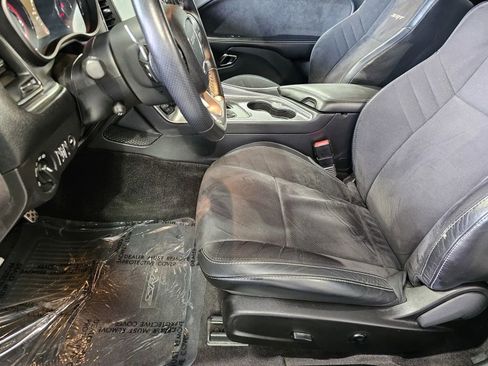 Used 2016 Dodge Challenger SRT Hellcat RWD image 11