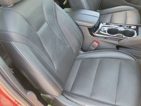 Used 2023 Buick Envision Essence FWD image 22