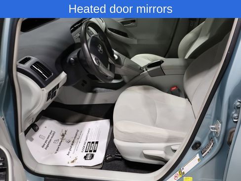 Used 2013 Toyota Prius Three image 9