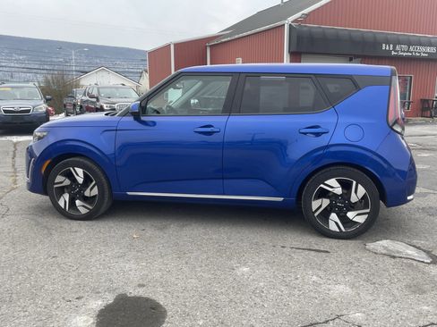 Certified 2023 Kia Soul GT-Line image 7