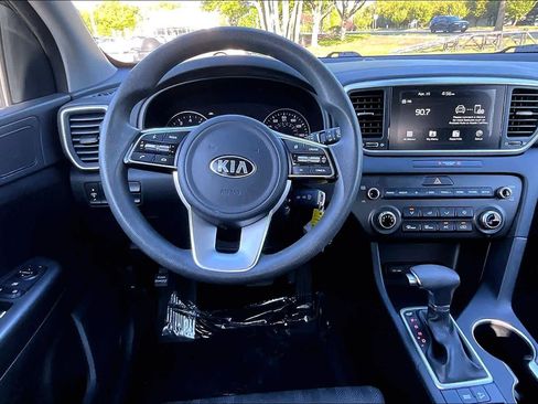 Used 2020 Kia Sportage LX FWD image 6