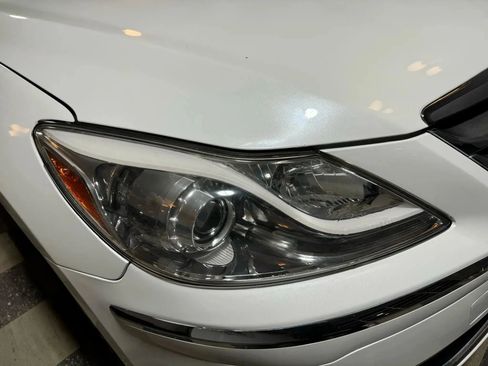 Used 2013 Hyundai Genesis 3.8 w/ Technology Pkg image 5