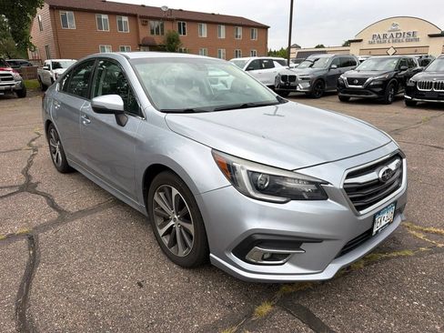 Used 2019 Subaru Legacy 3.6R Limited AWD/4WD image 3