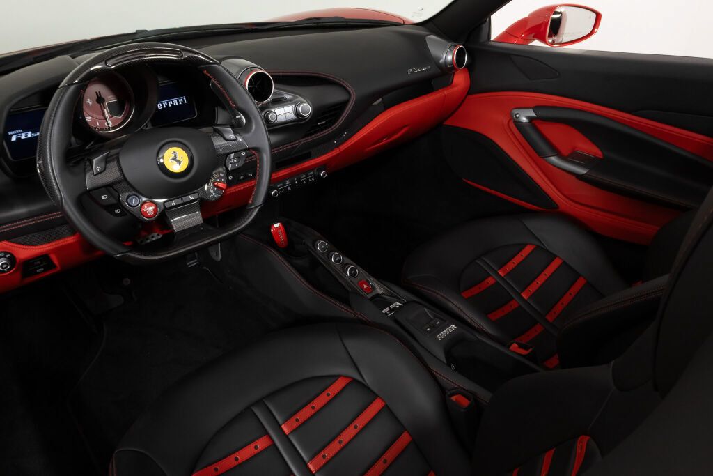 Used 2022 Ferrari F8 Tributo RWD image 35